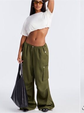 Fashion Nova Olive Wide Leg Cargo Pants